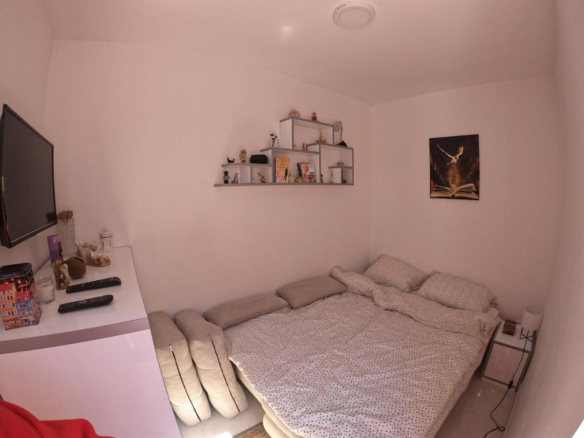 Apartmani K&V Veliko Gradiste Ngoại thất bức ảnh